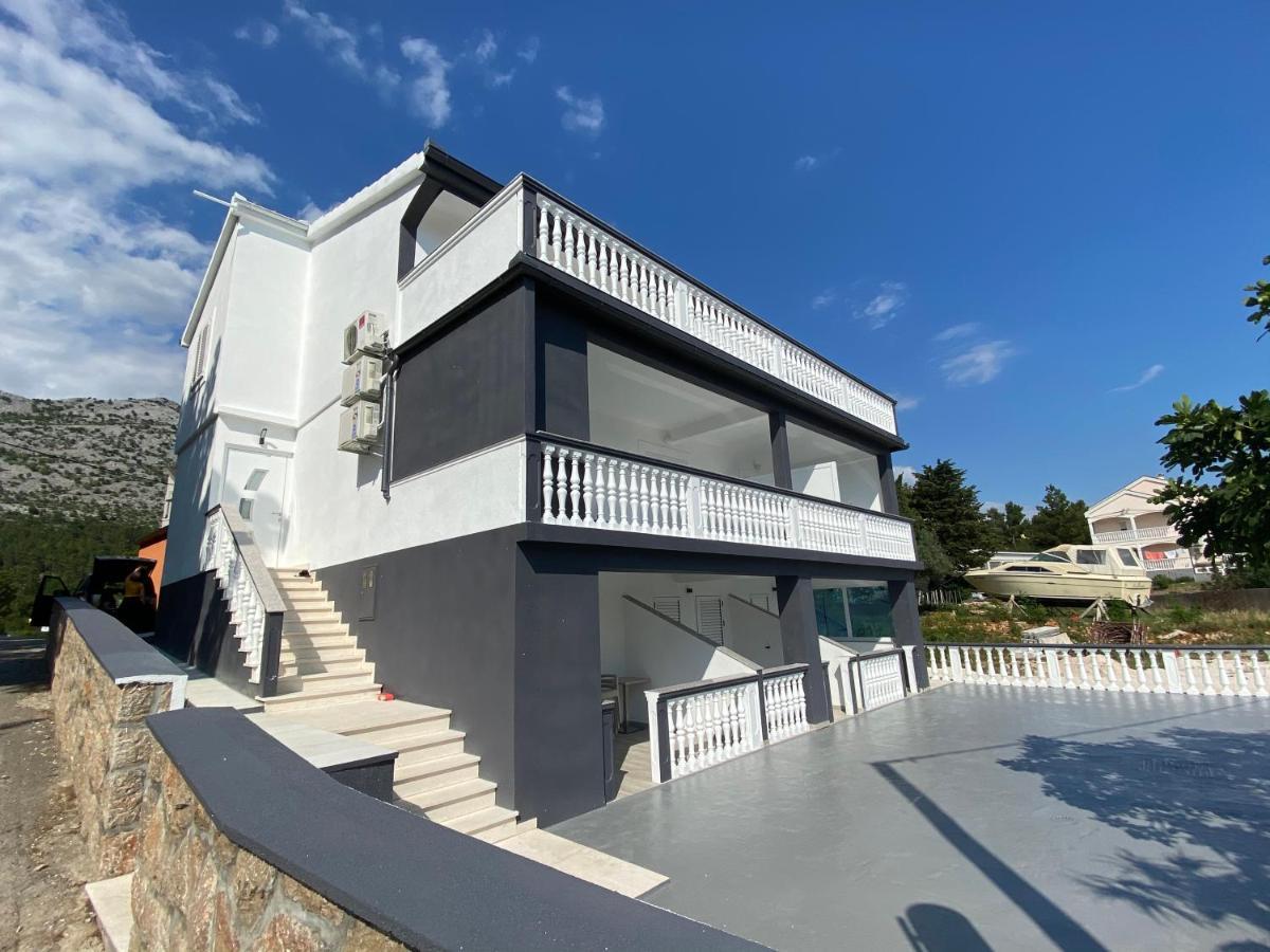 Apartmani Anita Starigrad Paklenica Extérieur photo
