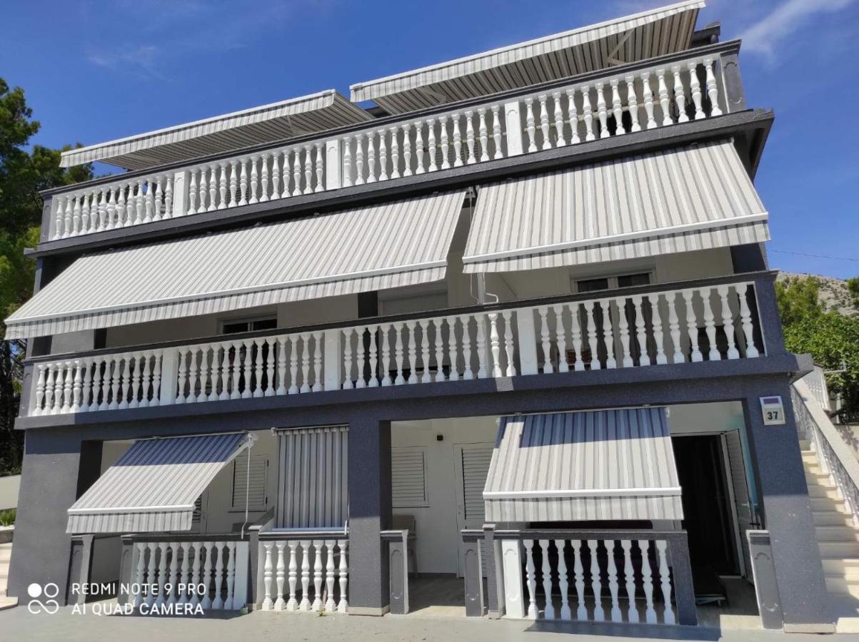 Apartmani Anita Starigrad Paklenica Extérieur photo