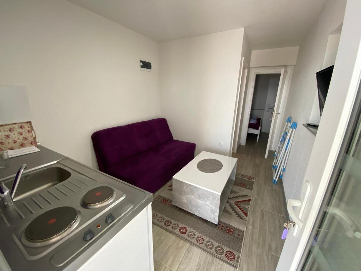 Apartmani Anita Starigrad Paklenica Extérieur photo
