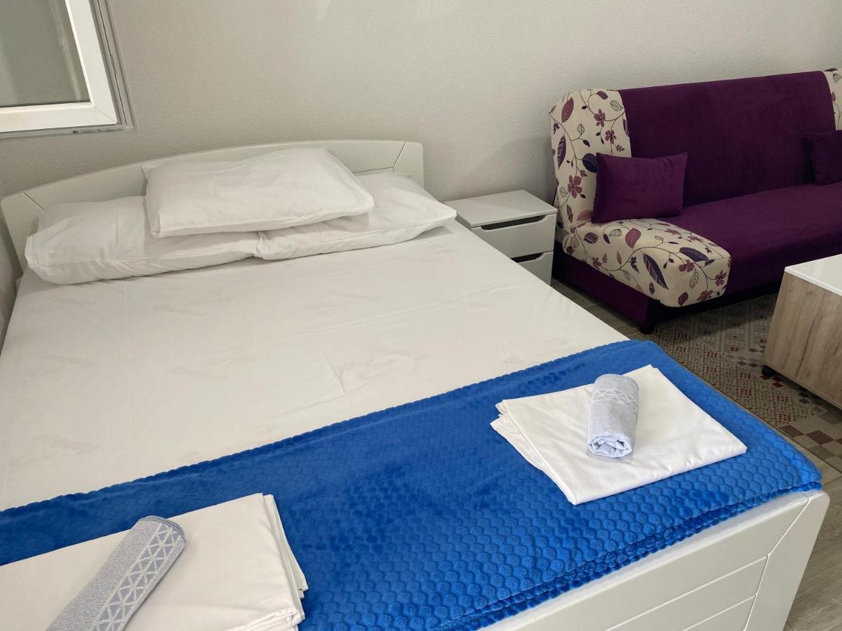 Apartmani Anita Starigrad Paklenica Extérieur photo